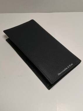 Abercrombie & Kent Black Grain Leather Passport Travel Organizer